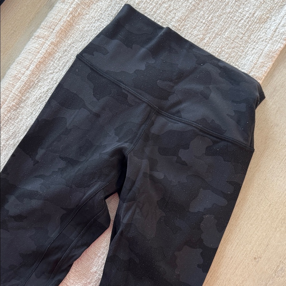 lululemon camo align leggings 28" inseam